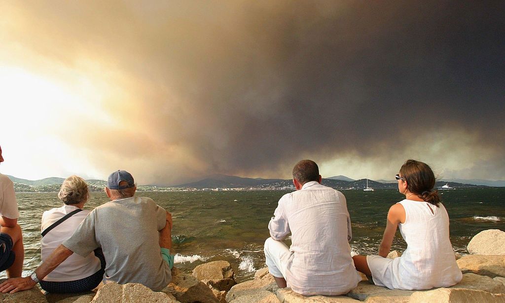 Στις φλόγες Ισπανία και Γαλλία: 250.000 έχουν εγκαταλείψει τις εστίες τους - Πλησιάζει στο Μπορντό