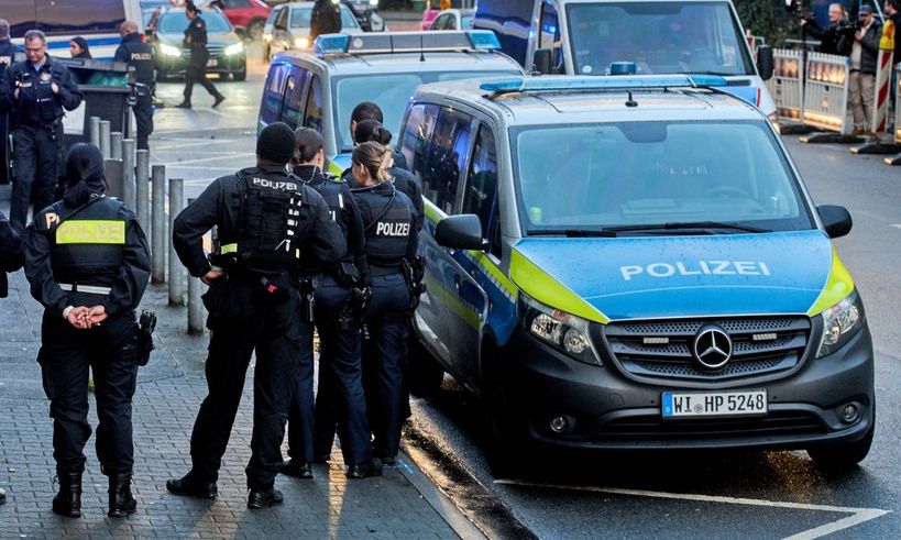 Γερμανία: Αυτοκινούμενο τροχόσπιτο παρέσυρε οχήματα - 34 τραυματίες και ζημιές... 350.000 ευρώ