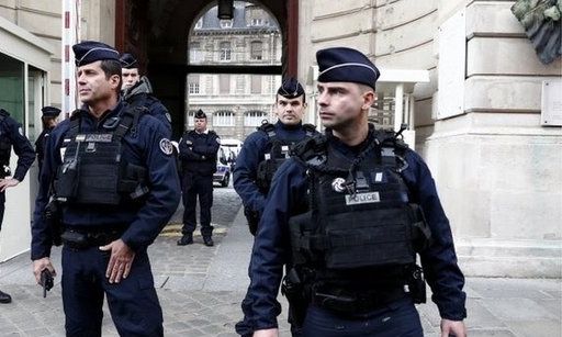 Γαλλία: Δύο αστυνομικοί δέχθηκαν επίθεση με μαχαίρι στην Τουλούζη - Ο δράστης φώναζε «Αλλάχ Ακμπάρ»
