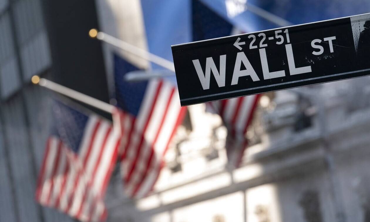 Wall Street: Μικρές απώλειες μετά τα ρεκόρ - Στο επίκεντρο Στενά του Ορμούζ και πληθωρισμός