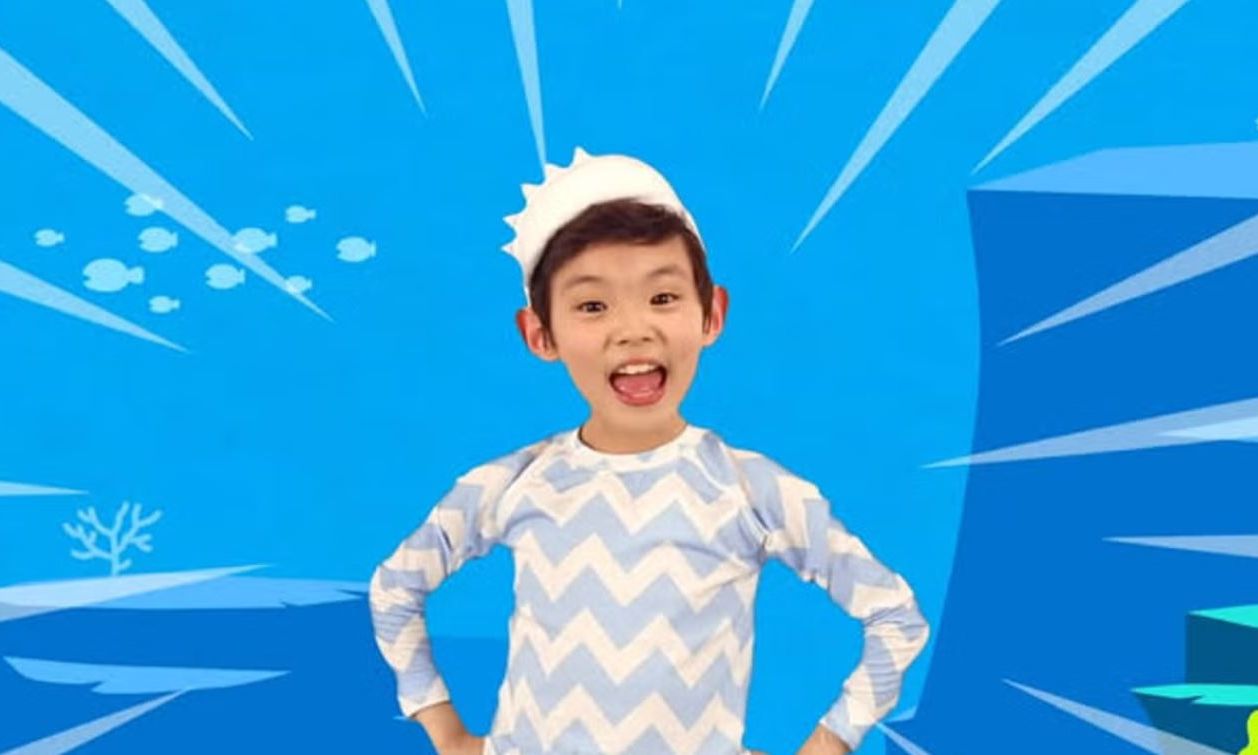Ο μπόμπιρας από το Baby Shark μεγάλωσε και θέλει να γίνει είδωλο της K-Pop