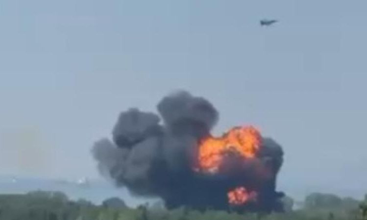 Τουρκία: Συντριβή F-16 στη Γιάλοβα - Σώος ο πιλότος, δείτε βίντεο