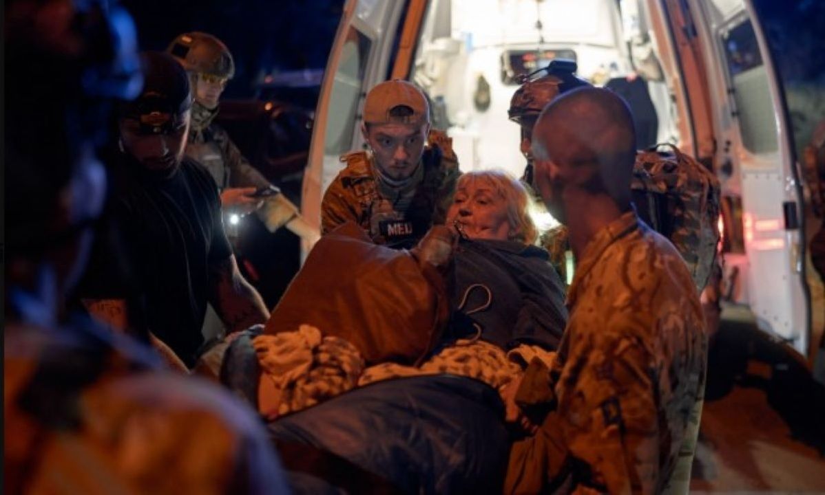 Ουκρανία: 12 νεκροί και 30 τραυματίες από ρωσικούς βαλλιστικούς πυραύλους - Βίντεο