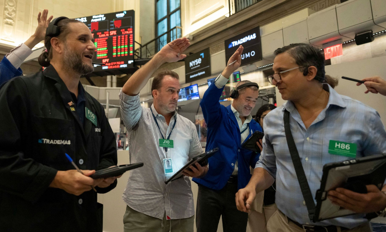 Wall Street: Ανοδος στις τιμές με βοήθεια τα ομόλογα - Στα υψηλότερα επίπεδα το πετρέλαιο