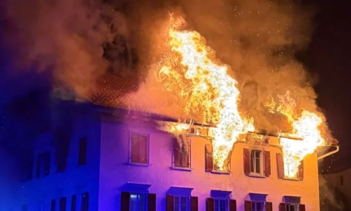 Ελβετία: 5 αγνοούμενοι και 8 τραυματίες σε φωτιά σε κτίριο κατοικιών