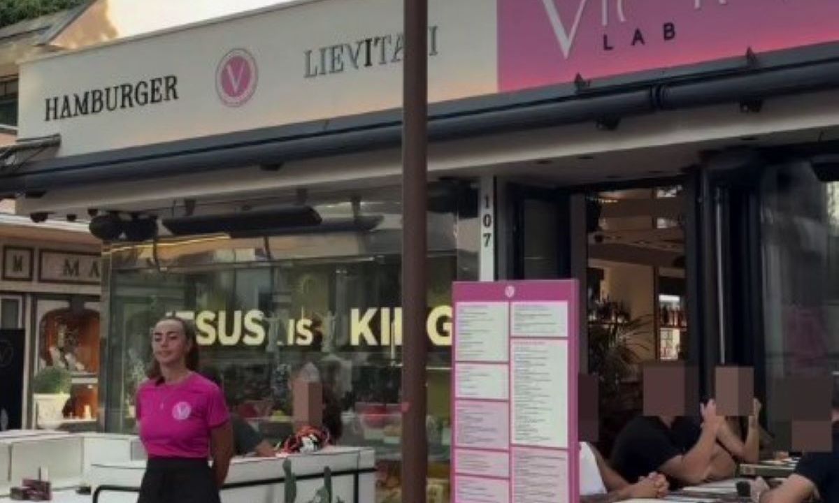 Ιταλία: Έφαγε ομελέτα σε εστιατόριο και ανακάλυψε κάτι αηδιαστικό - «Είμαι σε κατάσταση σοκ»