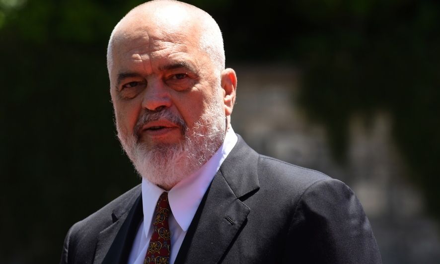 Στο Αγιο Όρος ο Έντι Ράμα - Διανυκτέρευσε στην Μονή Βατοπαιδίου