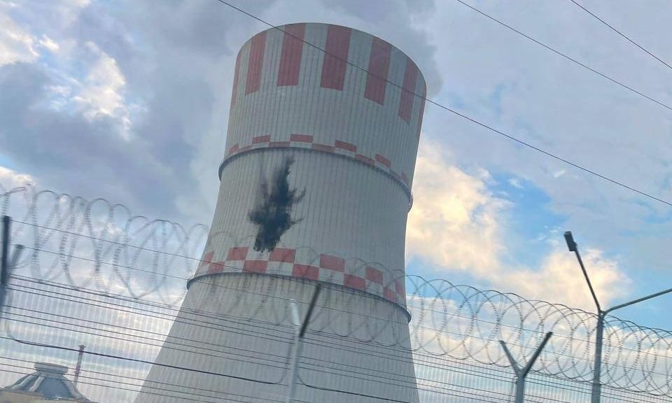Συναγερμός στο Κουρσκ: Drone χτύπησε πύργο ψύξης ρωσικού πυρηνικού σταθμού