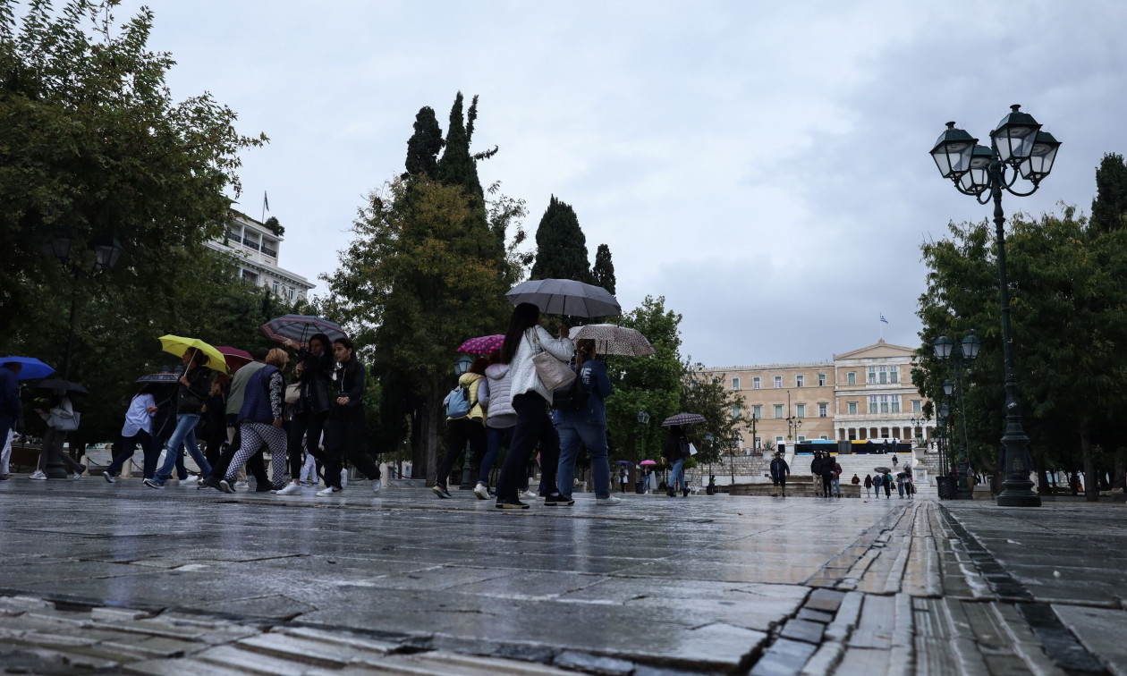 ΟΠΕΚΑ: Σήμερα οι πληρωμές επιδομάτων - Ποιοι είναι οι 1 εκατ. δικαιούχοι που θα πάνε «ταμείο»