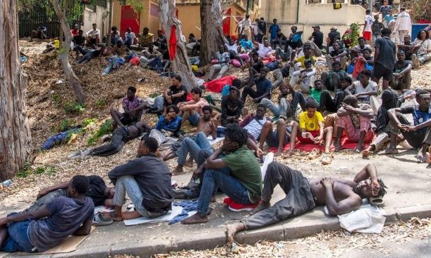Ισπανία: Επιχείρηση-«σκούπα» της αστυνομίας κατά των μεταναστών στη Θέουτα