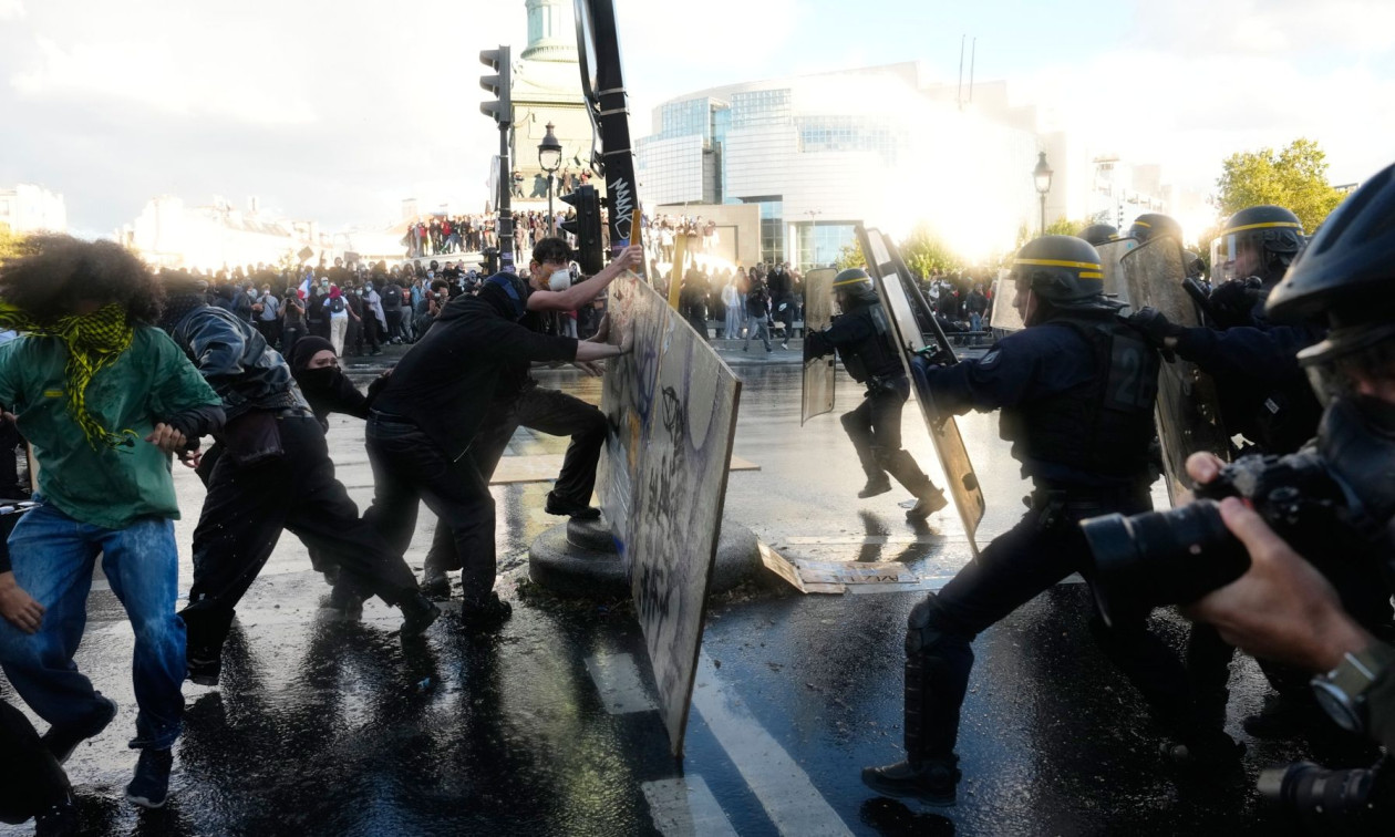 Γαλλία: Επεισόδια στην πλατεία της Βαστίλης - 504 συλλήψεις - Βίντεο