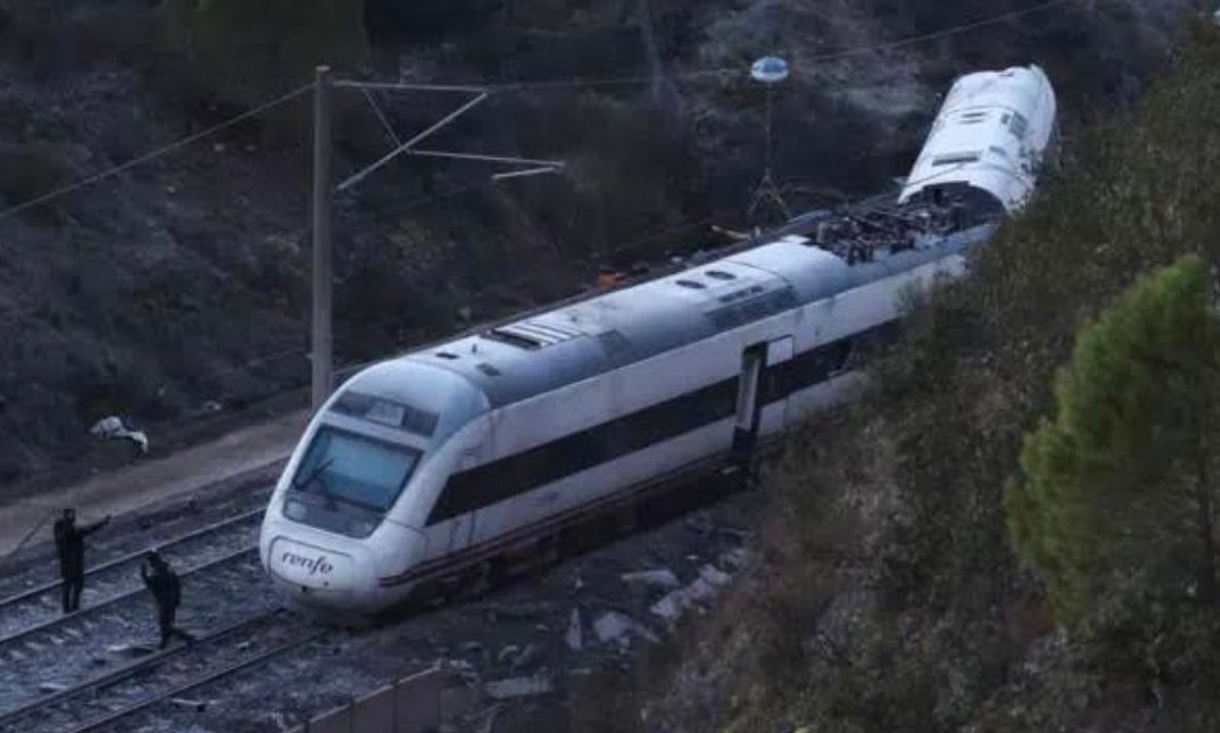 Τραγωδία στην Ισπανία: Σύγκρουση τρένων στο Τολέδο - Τουλάχιστον 39 νεκροί