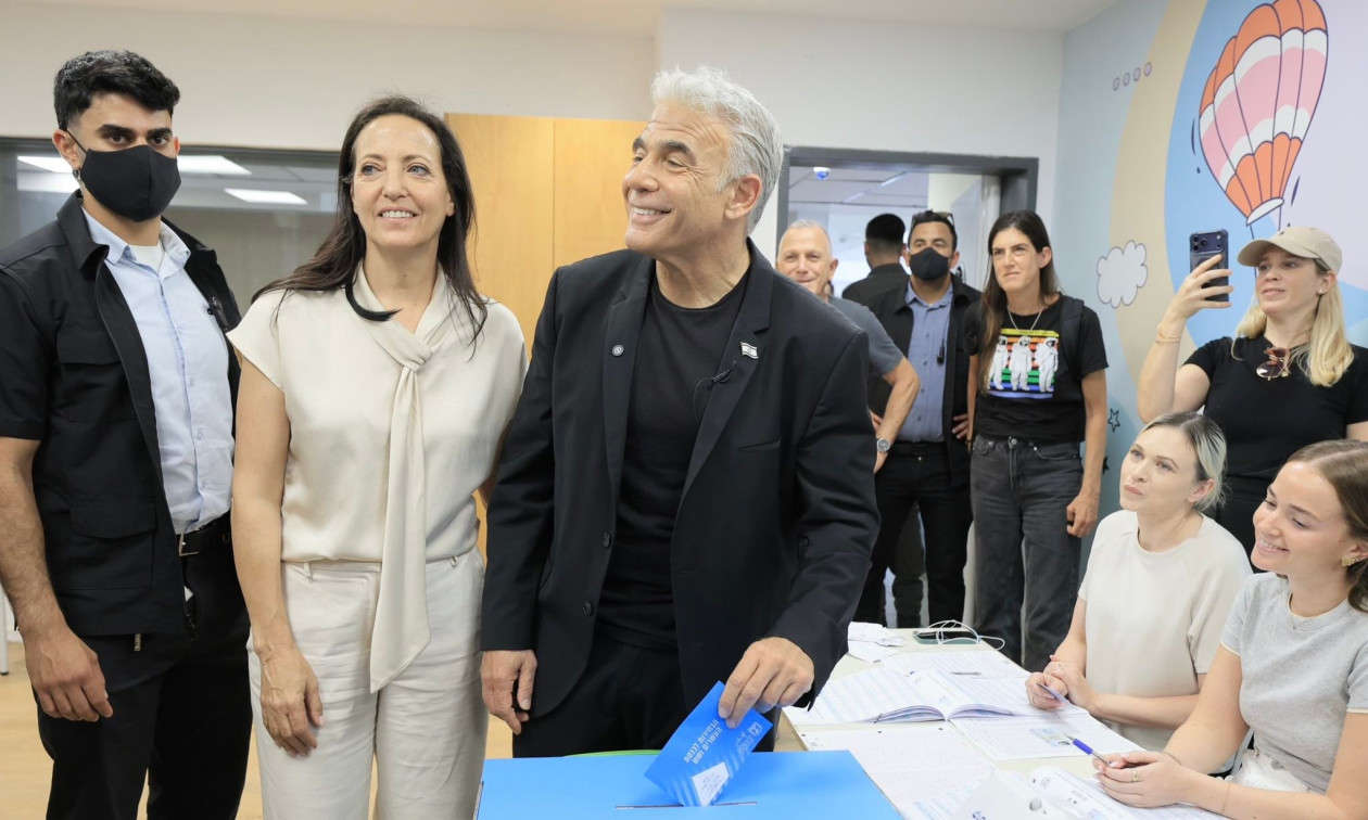 Ισραήλ: «Ο Νετανιάχου κατέρρευσε, η χώρα σώθηκε» λέει ο Λαπίντ - Στόχος μια «σιωνιστική κυβέρνηση»