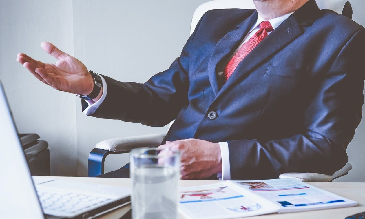 Τι προέβλεπε το άρθρο 23 για τους servicers που αποσύρθηκε άρον άρον μετά τις αντιδράσεις