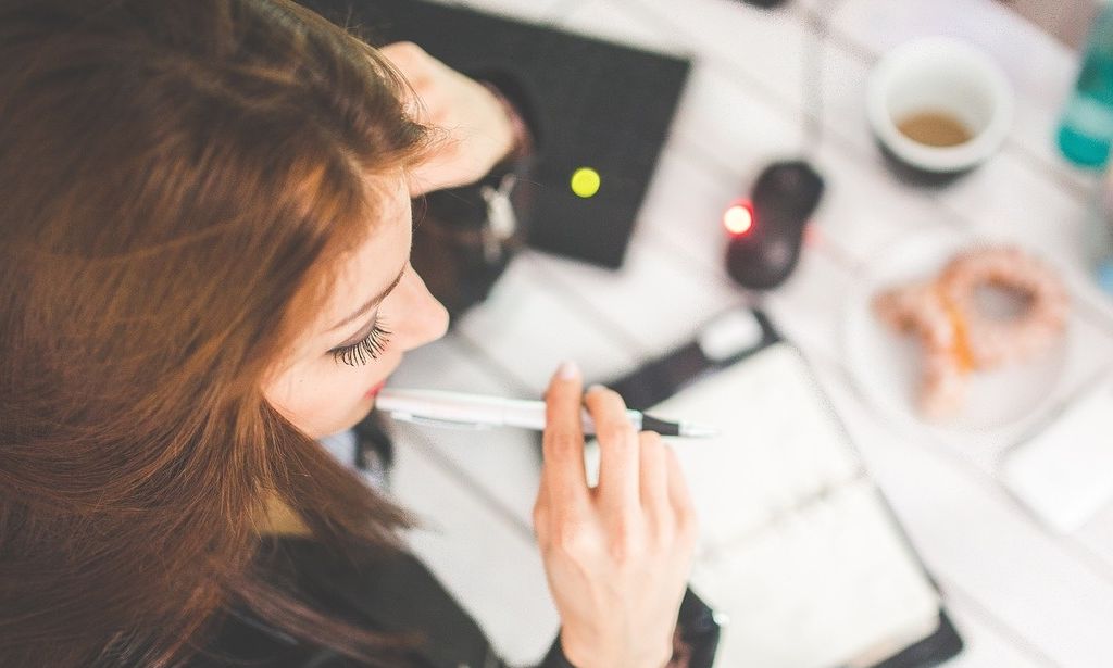 Αποκλειστικό Newsbomb - Κατώτατος μισθός: «Κλειδώνει» στα 920 ευρώ - Ποιους εργαζόμενους αφορά - Πόσο ανεβαίνει ο μισθός