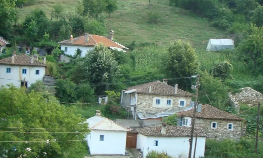 Έγκλημα στη Ροδόπη: Συνελήφθη η 21χρονη που δολοφόνησε 66χρονο στο χωριό Κάρδαμο - Τι όπλισε το χέρι της 