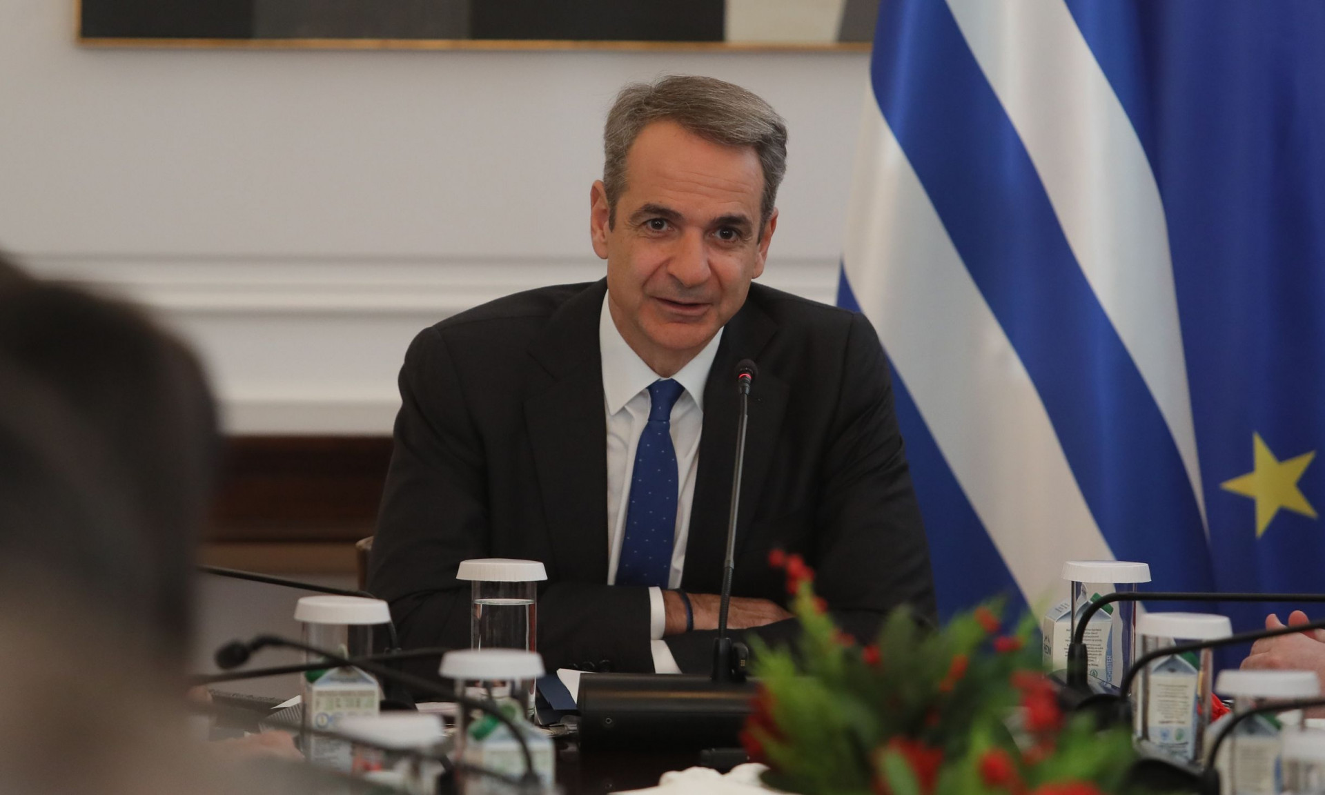 Η εβδομαδιαία ανασκόπηση του Κυριάκου Μητσοτάκη: «Κίμων», αγρότες και άλλα μηνύματα - «Πολιτική σημαίνει ευθύνη να βλέπεις πιο μακριά» 