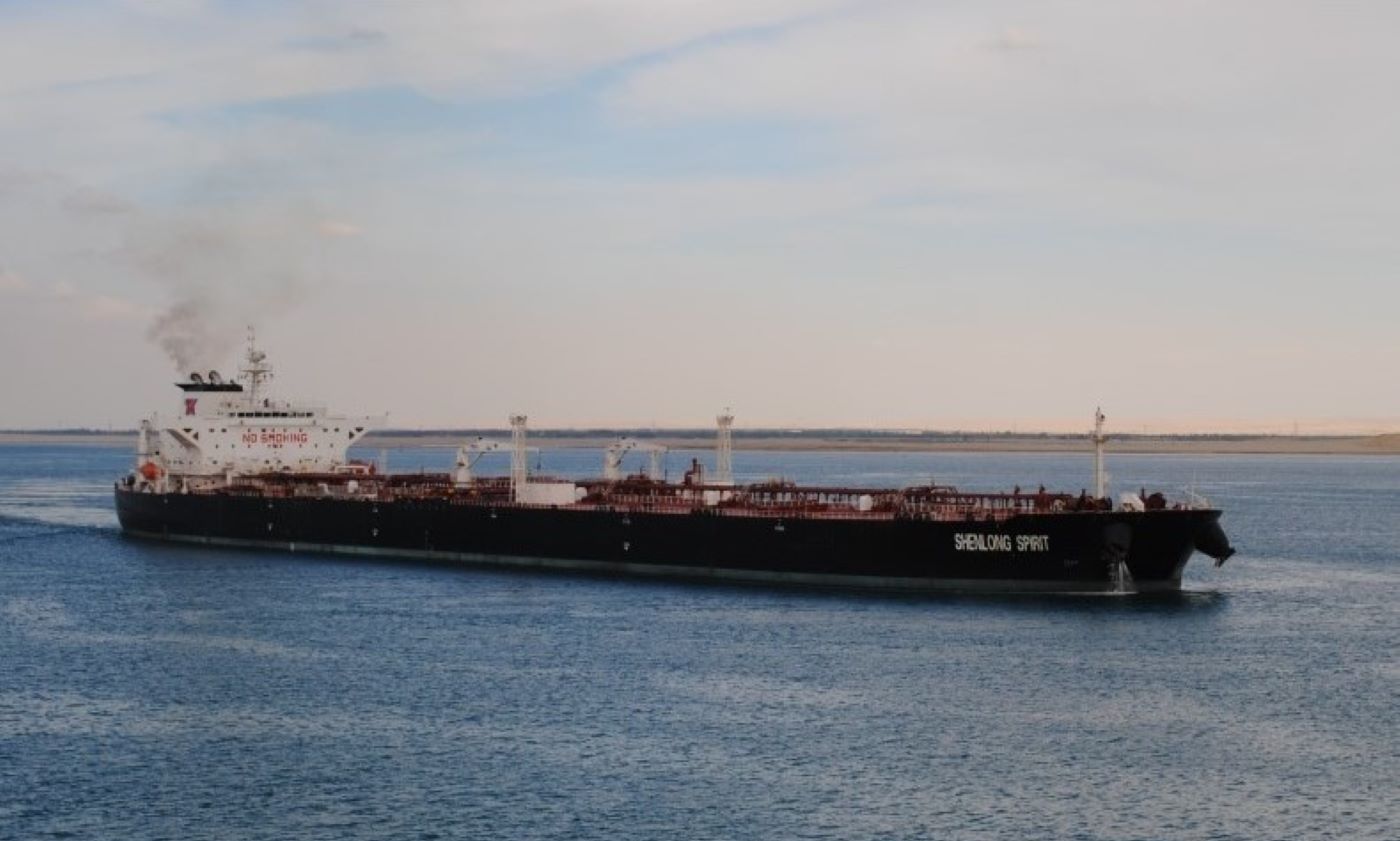 Στενά του Ορμούζ: Ο κινηματογραφικός διάπλους του τάνκερ «Shenlong» που διαχειρίζεται ο εφοπλιστής Προκοπίου