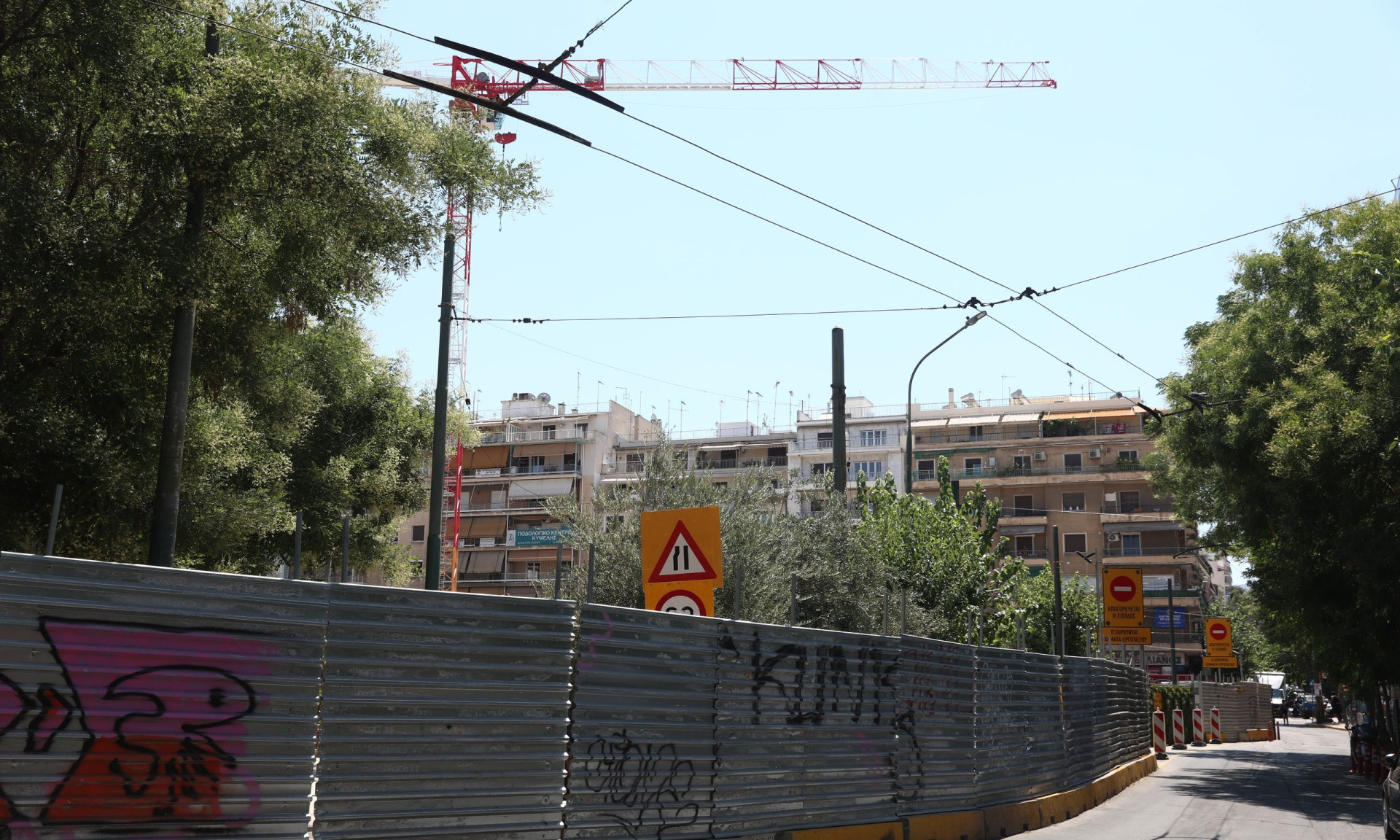 Ρωγμές σε σπίτια στην Κυψέλη: Το πρόβλημα με τον αθηναϊκό σχιστόλιθο - Καθησυχαστικός ο Λέκκας για τα εκατοντάδες σπίτια με ρωγμές
