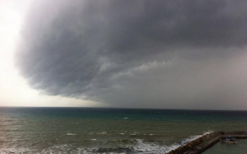 Μπουρίνι έπληξε τη Θεσσαλονίκη (pics)