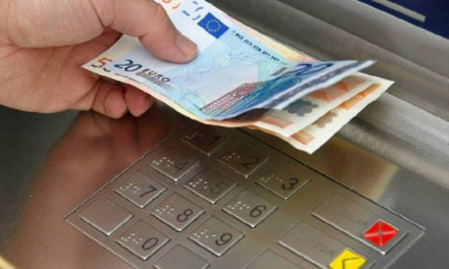 Financial Times: Η ανάκαμψη της Ελλάδας περνά από την τραπεζική μεταρρύθμιση