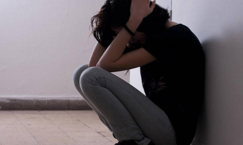 Φρίκη! Γιατρός κρατούσε αιχμάλωτη και βίαζε επί έξι ημέρες γυναίκα (video)