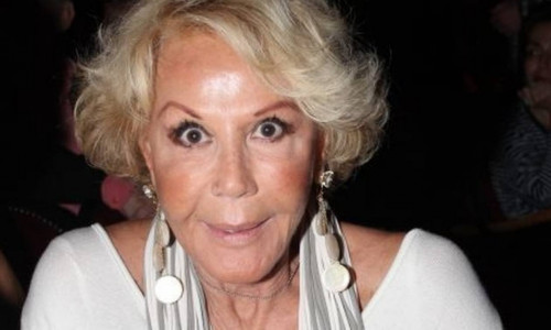 Ζωή Λάσκαρη: «Με θλίβουν τα Χριστούγεννα, δεν περνάω καλά»