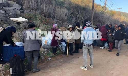 Αρματαγωγό πλοίο στη Μυτιλήνη για προσωρινή διαμονή οικογενειών μεταναστών