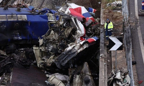 Τριήμερο εθνικό πένθος και στην Κύπρο για την τραγωδία στα Τέμπη
