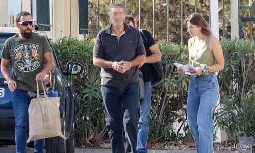 Προφυλακιστέος ο 66χρονος που κατηγορείται ότι έβαλε τις φωτιές στη Βάρη