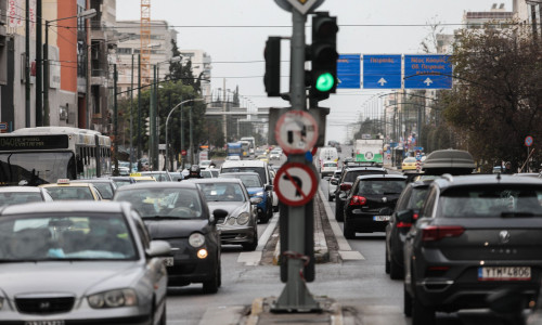 Τέλη Κυκλοφορίας: Οριστικό χαράτσι στα παλιά αυτοκίνητα - Τι θα πληρώσουν οι ιδιοκτήτες
