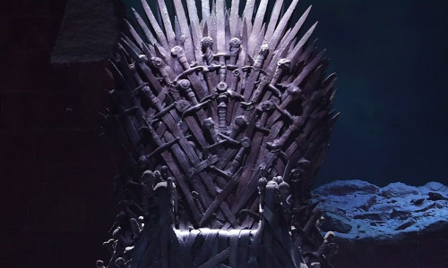 Game of Thrones: Ο εμβληματικός σιδερένιος θρόνος πωλήθηκε για εξωφρενικό ποσό
