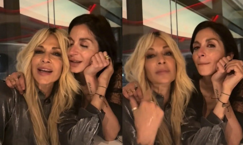 Άννα Βίσση: Διακοπές με την Σοφία Καρβέλα στη Λέρο - Δείτε φωτογραφίες