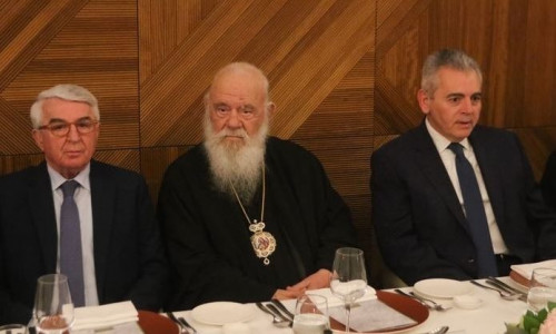 Ιερώνυμος: «Η Εκκλησία δεν επιβάλλει την θέασή της, αλλά την προβάλλει προς ελεύθερη αποδοχή»