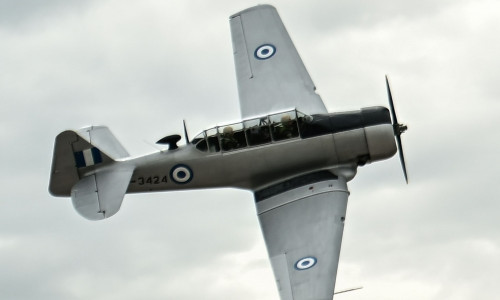 Το αεροσκάφος του Β' Παγκοσμίου Πολέμου T-6 HARVARD ξαναπετά για την Πολεμική Αεροπορία (pics)