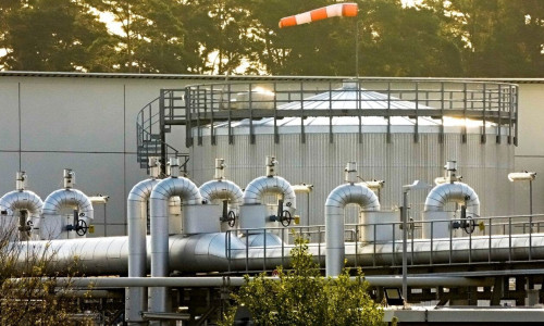 Η ΕΕ θα προτείνει την απαγόρευση εισαγωγών ρωσικού φυσικού αερίου έως το 2027