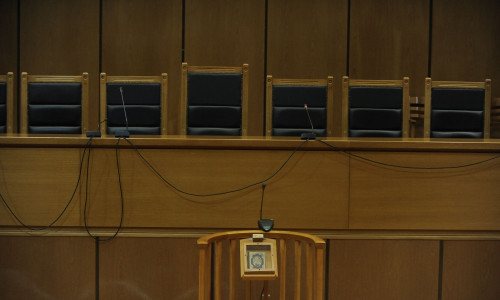 Θεσσαλονίκη: Ελεύθερος υπό όρους 76χρονος που έβαλε φωτιά στο σπίτι της 48χρονης συζύγου του