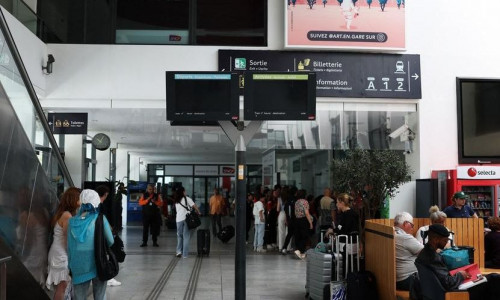 Γαλλία: Εκτεταμένη διακοπή ρεύματος στις Κάννες λόγω πιθανού εμπρησμού - Τι θα γίνει με το φεστιβάλ