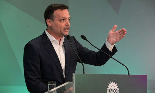 «Ωδή» Δούκα στην κληρονομιά του ΠΑΣΟΚ στην εκδήλωση για την Αυτοδιοίκηση - Τι πρότεινε