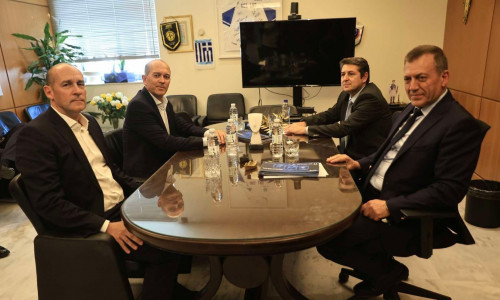 Ολυμπιακός: Στο Υπουργείο Αθλητισμού οι Παναγιώτης και Γιώργος Αγγελόπουλος