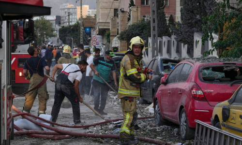 Χτύπημα Ισραήλ σε Ιράν: Το πυρηνικό πρόγραμμα, ο κίνδυνος ευρύτερης σύρραξης και η στάση των ΗΠΑ 