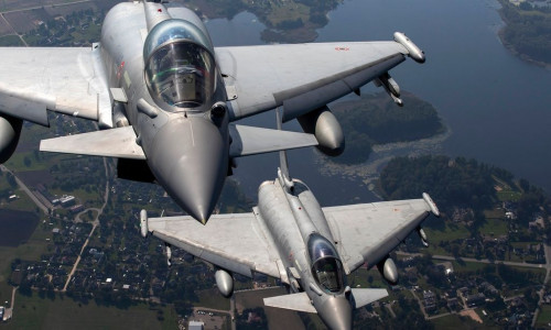 Πολωνία: Γερμανικά μαχητικά αεροσκάφη Eurofighter θα σταθμεύουν σε βάση ανατολικά της Βαρσοβίας