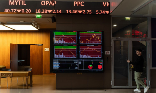 Χρηματιστήριο: «Σκαρφάλωσε» στις 2.100 - Νέο υψηλο 15 ετών