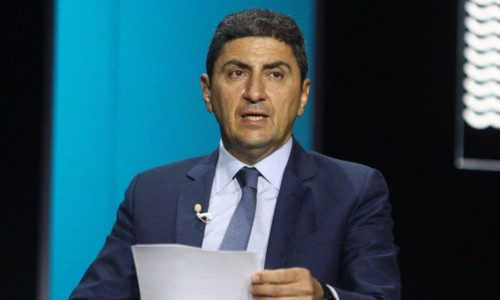 «Βόμβα» Κόκκαλη για δεύτερο σκάνδαλο Αυγενάκη με... καλαμιές που βαφτίστηκαν ντοματιές