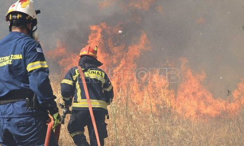 Πολύ υψηλός κίνδυνος πυρκαγιάς την Τρίτη σε Αττική και άλλες 4 περιφέρειες