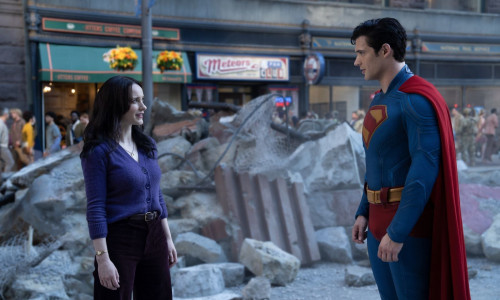Νέες ταινίες: Ο Superman επέστρεψε και ο Σαρλ Αζναβούρ συνεχίζει να τραγουδάει