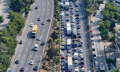 Κίνηση: Χάος σε Κηφισίας, Μεσογείων και Συγγρού - Μεγάλες καθυστερήσεις στην Αττική Οδό