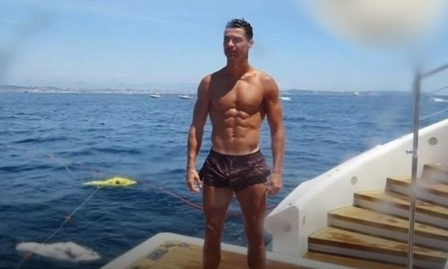 Κριστιάνο Ρονάλντο: Συνεχίζει τις διακοπές του στις Σποράδες - Βίντεο