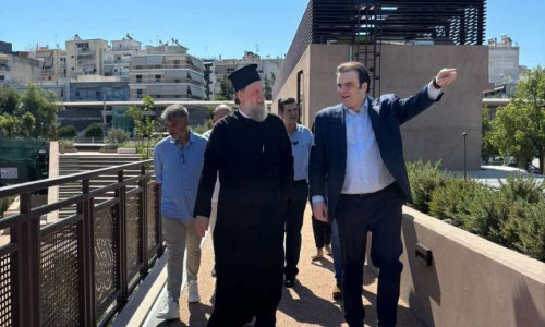 Ο Πιερρακάκης στο θεματικό πάρκο μικρασιατικής παράδοσης Νέας Ιωνίας