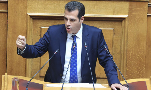 Θάνος Πλεύρης για μεταναστευτικό: Στην Κρήτη θα γίνει σίγουρα μια μόνιμη δομή